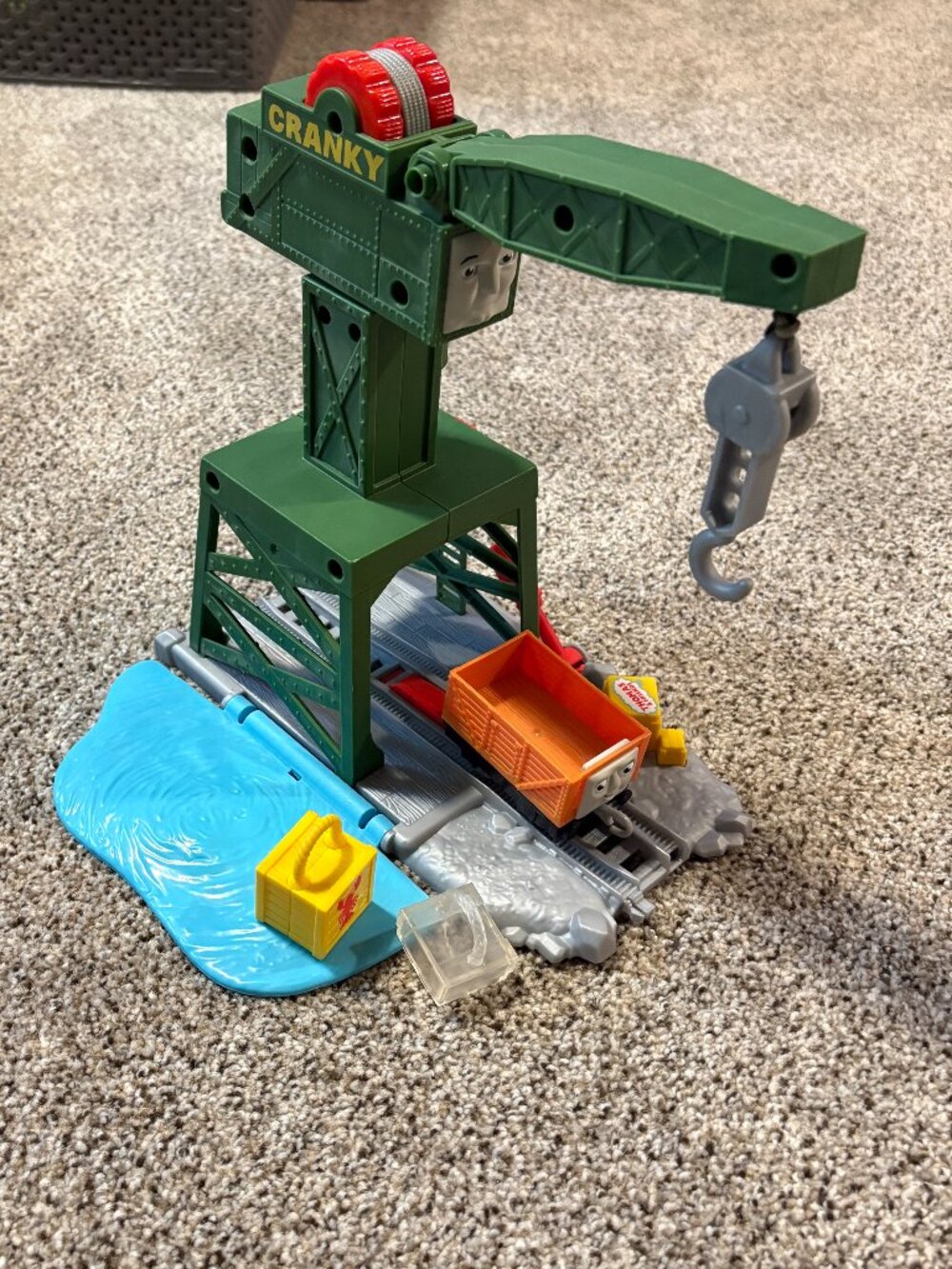 Thomas Friends Cranky the Crane GPD85 Troublesome Truck Cargo